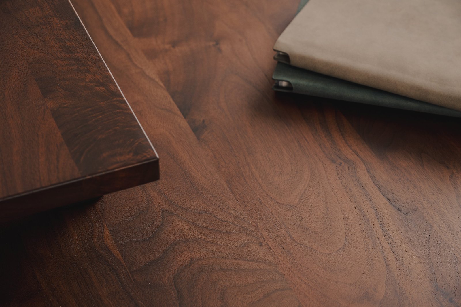 Vernal Core3 Solid Hardwood Standing Desk - Image 21